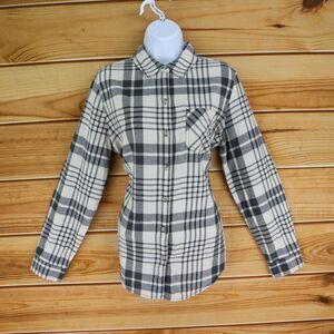 Field & Stream Button Up Shirt Womens‎ M Gray Plaid Cotton Blend Collared Pocket